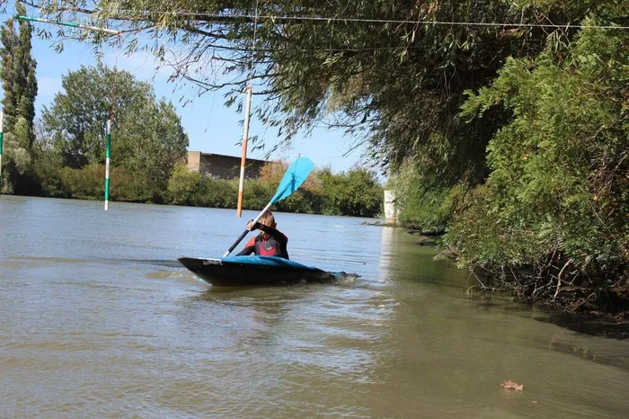 photo_5348286662632929402_y