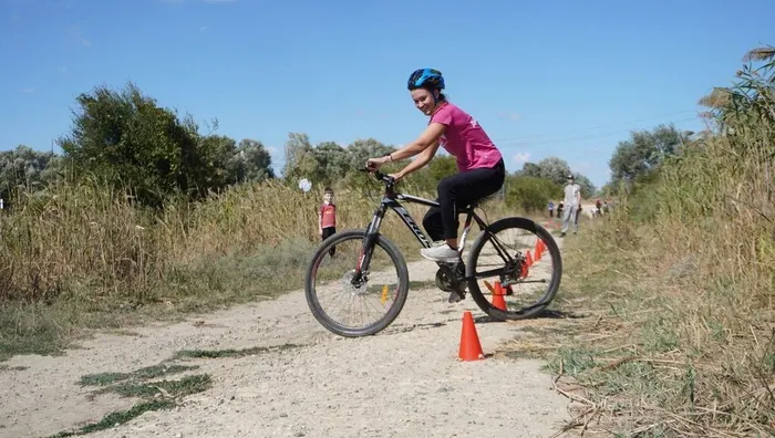 photo_5345812645506316847_y